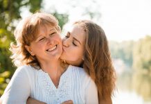 Oración por mis hijos La oración de una madre por sus hijos y la de un hijo a su madre