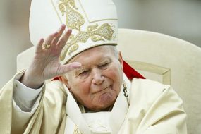 El arma de Juan Pablo II – la consagración mariana