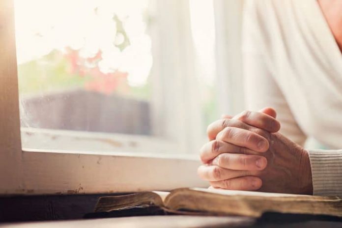 ¿Exigir a Dios o convertirme a Él? Dos modos de entender la oración